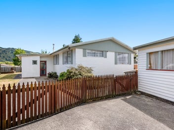 143 Clouston Park Road, Clouston Park, Upper Hutt