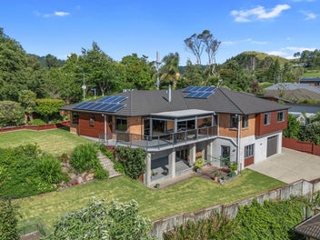 132 Waikite Road, Welcome Bay, Tauranga