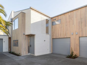 2/979 Colombo Street, St Albans, Christchurch
