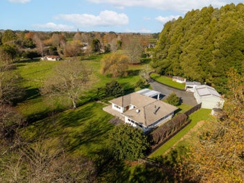 2039 Te Pahu Road, Whatawhata