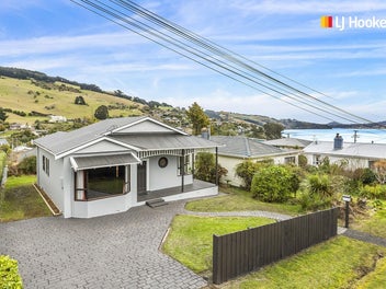 6 Marett Street, Macandrew Bay, Dunedin