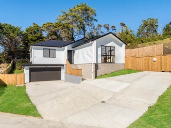 36 Awanui Road, Red Beach, Red Beach