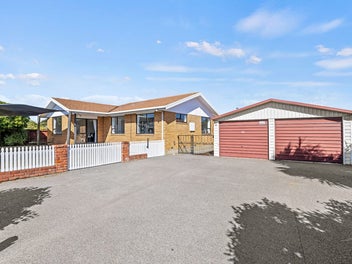 8 Glenbyre Place, Bromley, Christchurch
