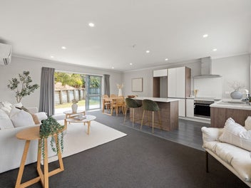 45 Ridgedale Crescent, Flagstaff, Hamilton