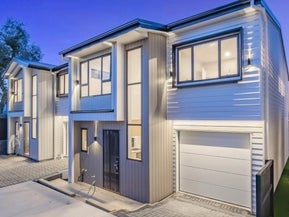 29 Prince Regent Drive, Half Moon Bay, Auckland