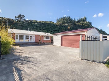 63 Gillespies Road, Birchville, Upper Hutt