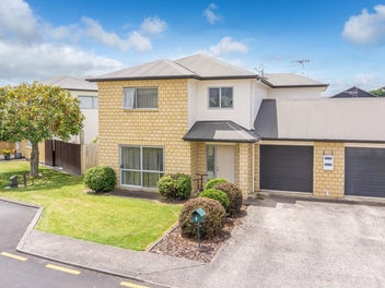 6 Tupe Lane, Huntington, Hamilton