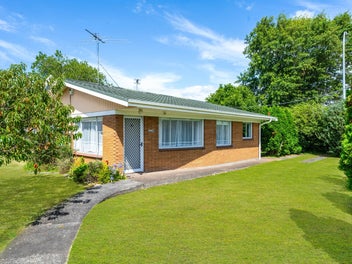 1/18 King Edward Avenue, Papakura, Auckland