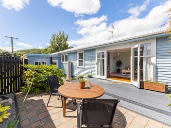 27 Aorangi Road, Paraparaumu