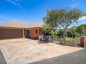1 Georgia Lane, Casebrook, Christchurch