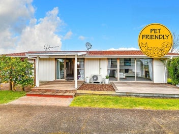 8 Booker Place, Weymouth, Auckland