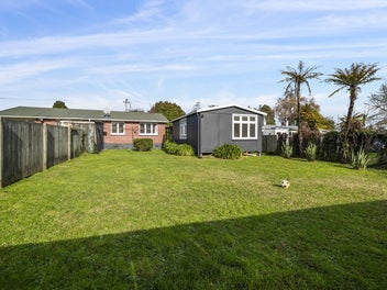 9A Bellvue Road, Kawaha Point, Rotorua