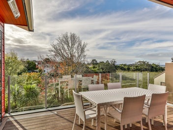 88 Tiroroa Avenue, Te Atatu South, Auckland