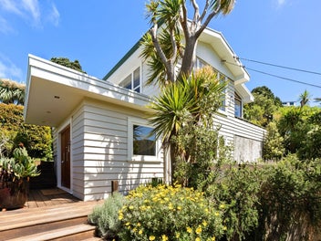 7 Doris Gordon Crescent, Crofton Downs, Wellington