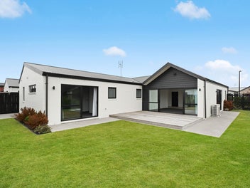 69 Trewern Avenue, Chartwell, Hamilton
