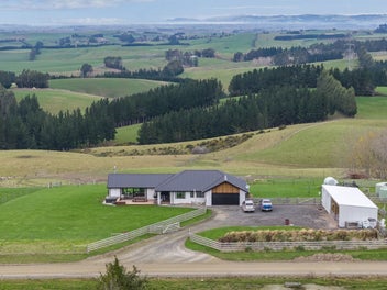 337 Coe Road, Stony Creek, Balclutha