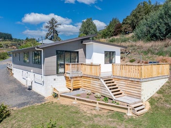 12 Goodwin Street, Waihola, Milton