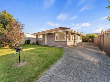 5 York Road, Papatoetoe, Auckland