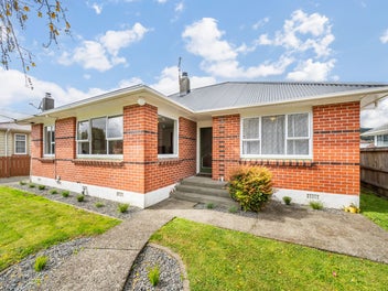 11 Courtenay Road, Heretaunga, Upper Hutt
