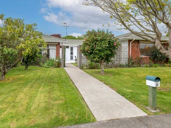 8 Richmond Avenue, Waikanae