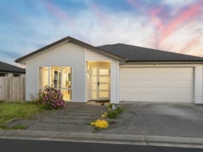 6 Ahorangi Road, Silverdale, Silverdale