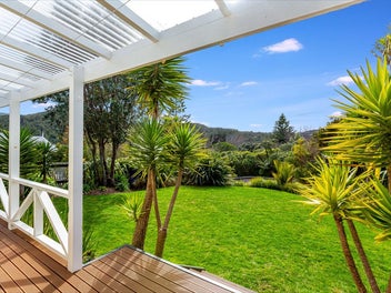 15 Foster Crescent, Belmont, Lower Hutt