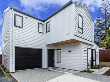 76B Bond Crescent, Forrest Hill, Auckland