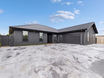 68 Freedom Drive, Kelvin Grove, Palmerston North