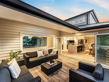 16 Rewi Street, Torbay, Auckland