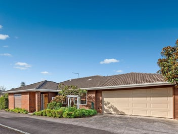 8 Derby Downs Place, Ellerslie, Auckland