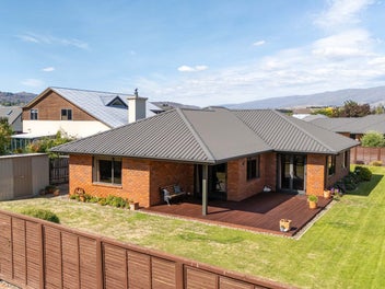 7 Spruce Close, Alexandra, Alexandra