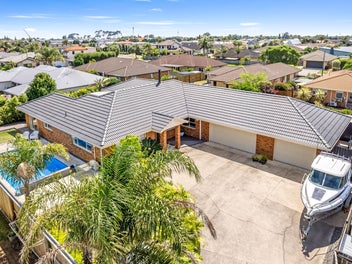 6 Madeira Close, Papamoa Beach, Papamoa