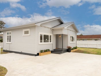 12 Rata Street, Maeroa, Hamilton