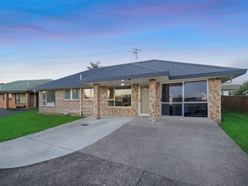 1/19 Wai Iti Place, Clendon Park, Auckland