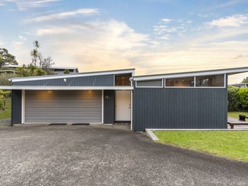 10A Sunnynook Road, Sunnynook, Auckland