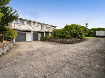 8A Tybalt Street, Stratford