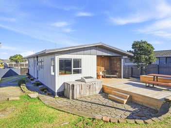 60 Hinau Street, Castlecliff, Whanganui