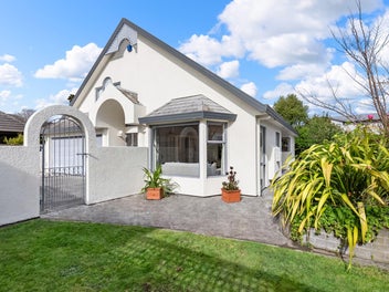 2/94 Pretoria Street, Hutt Central, Lower Hutt