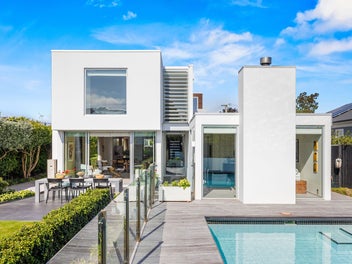 9 Poynder Avenue, Merivale, Christchurch