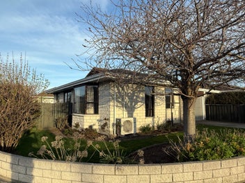 1/52B Chipping Lane, Redwood, Christchurch