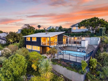 17 Spencer Road, Hospital Hill, Napier