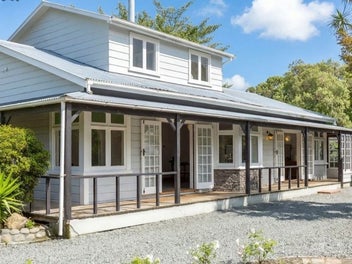 12 Wallace Street, Featherston, Featherston