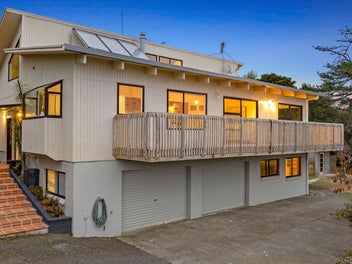 12A Verbena Road, Birkdale, Auckland