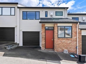 48/22 Northcross Drive, Oteha, Auckland