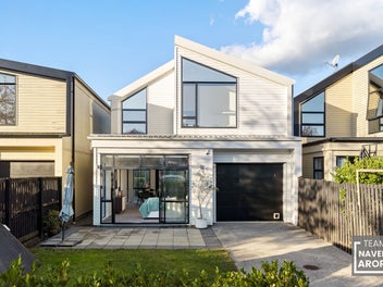 64 Battalion DR, Papakura, Papakura