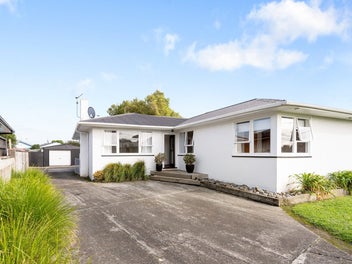 15 Kettle Avenue, Awapuni, Palmerston North