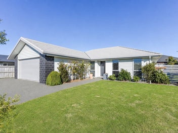 15 Midlane Crescent, Appleby, Richmond