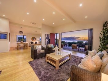 43 Moana Road, Plimmerton, Porirua
