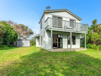 54 Dixie Street, Te Horo Beach