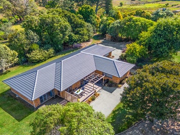 9 Awaroa Stream Drive, Waiuku, Waiuku